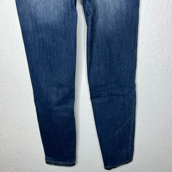 Judy Blue Relax Fit Whiskered Light Distressed Dark Blue Wash Women Jeans Sz 27 - Picture 7 of 11
